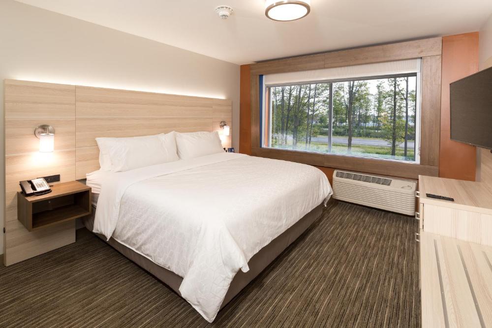 Holiday Inn Express & Suites - Auburn by IHG